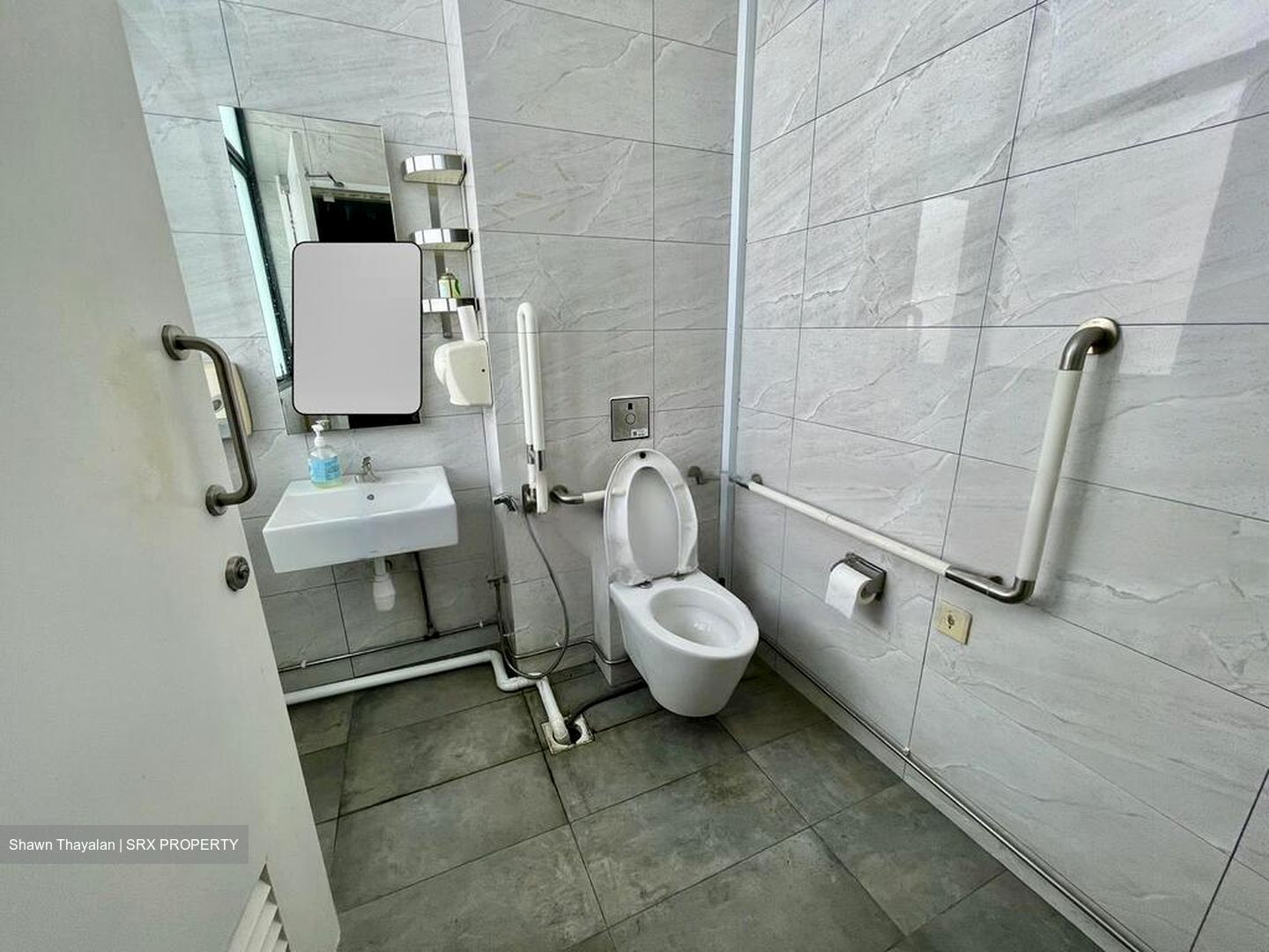 Ct Hub 2 (D12), Office #482827181